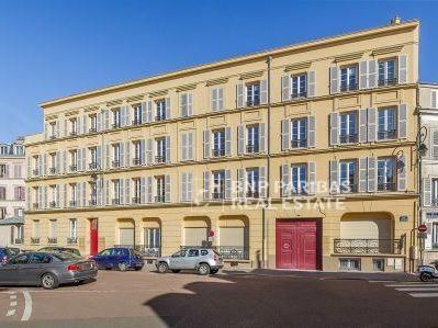 Location Bureaux 120 m² non divisibles 78000 Versailles
