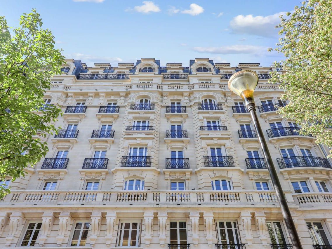 3209.3 m² pour ce bureaux en location à Paris