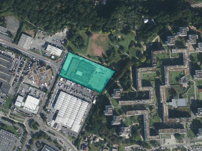 Location Activité 4521 m² non divisibles 95520 Osny