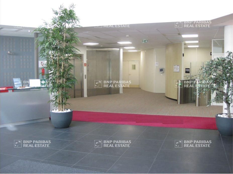 Location Bureaux 3449.3 m² divisibles 45760 Boigny sur bionne