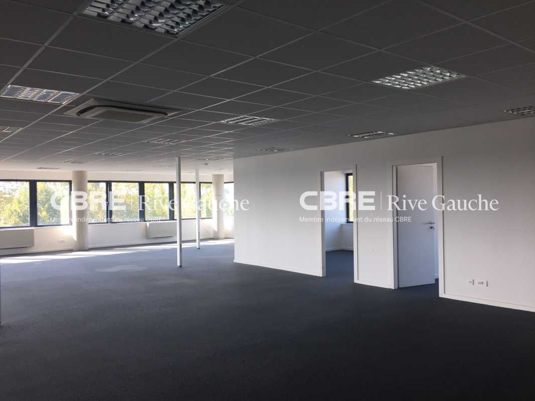 Rive Gauche CBRE vous propose en location des bur