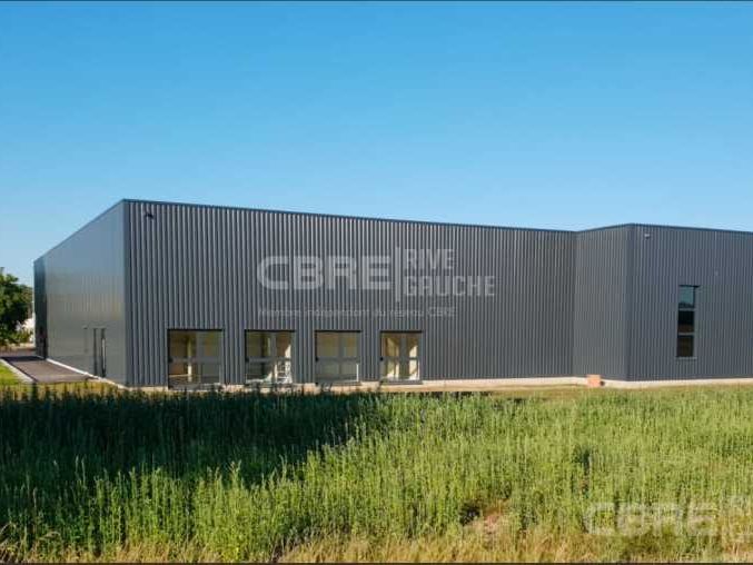 Ensemble immobilier récent, de qualité, composé d