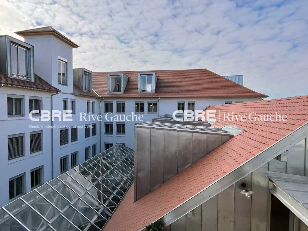 Visite virtuelle disponible! Opportunité à la ven