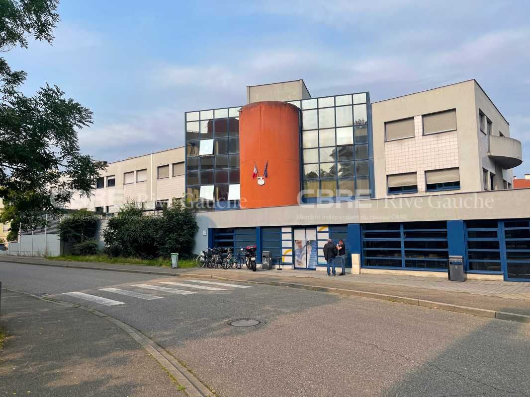 Rare à la vente! En exclusivité, Rive Gauche CBRE