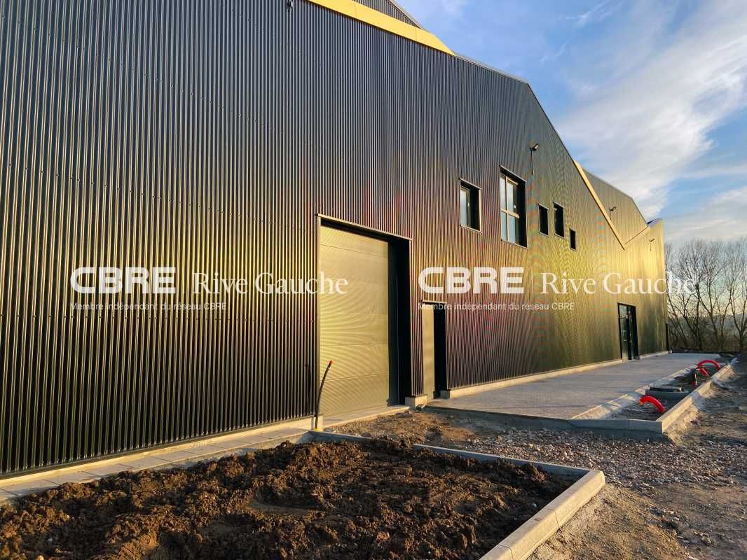 Ensemble immobilier neuf, composé de 4 cellules m