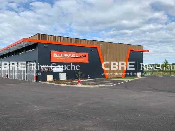 LOTS D'ACTIVITÉS ET BOX DE STOCKAGE  20 cellules 