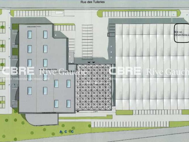 Location locaux commerciaux 220 m² non divisibles