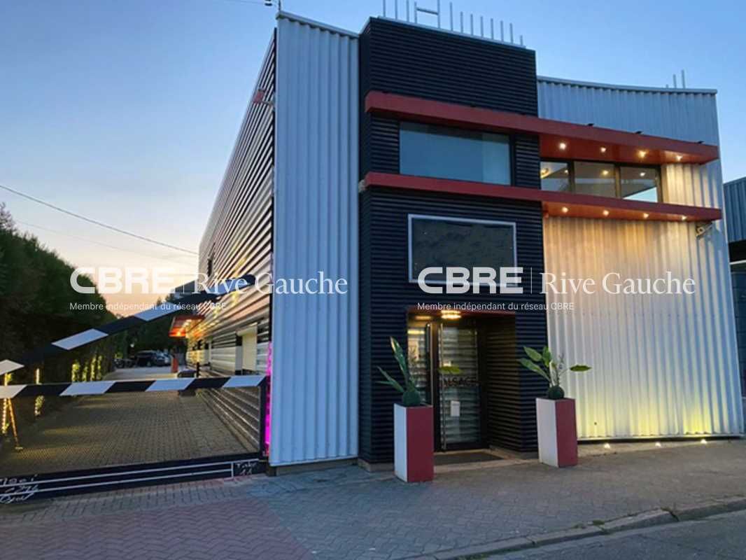 Situé sur un axe passant au nord de Strasbourg, R