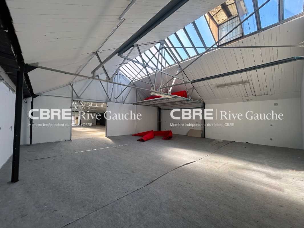 Local d'activités / Atelier situé au coeur de la