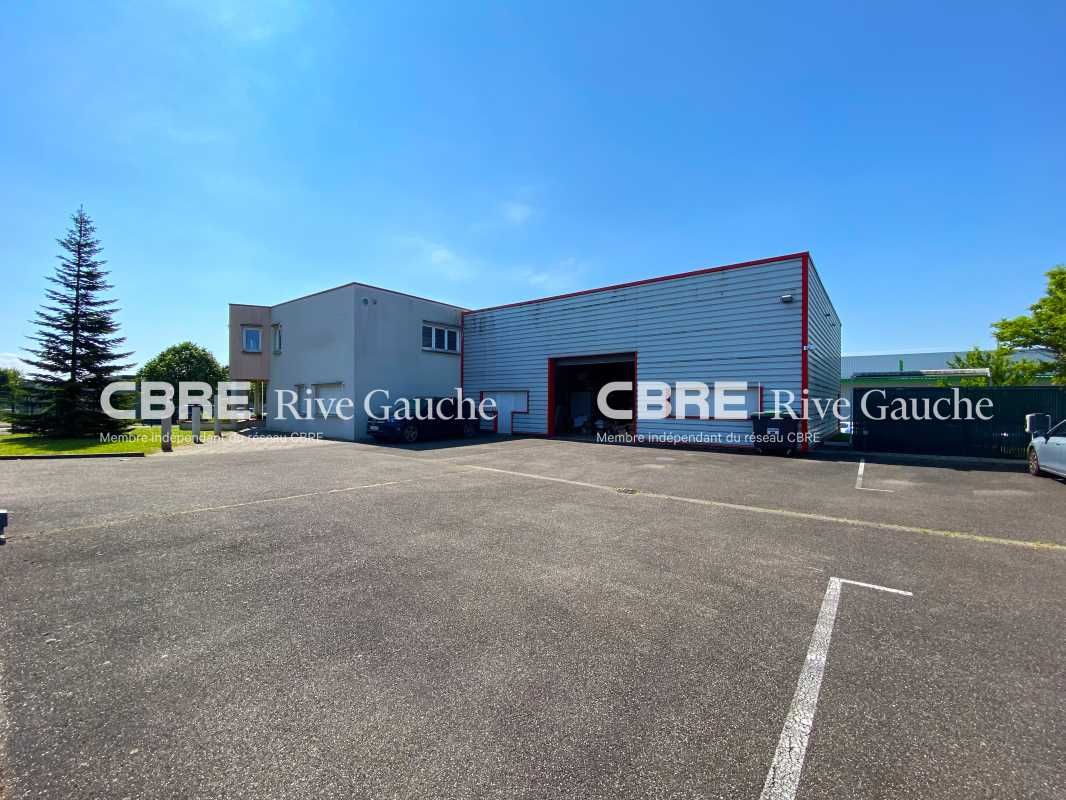 EN EXCLUSIVITÉ  Bâtiment indépendant bureaux / de