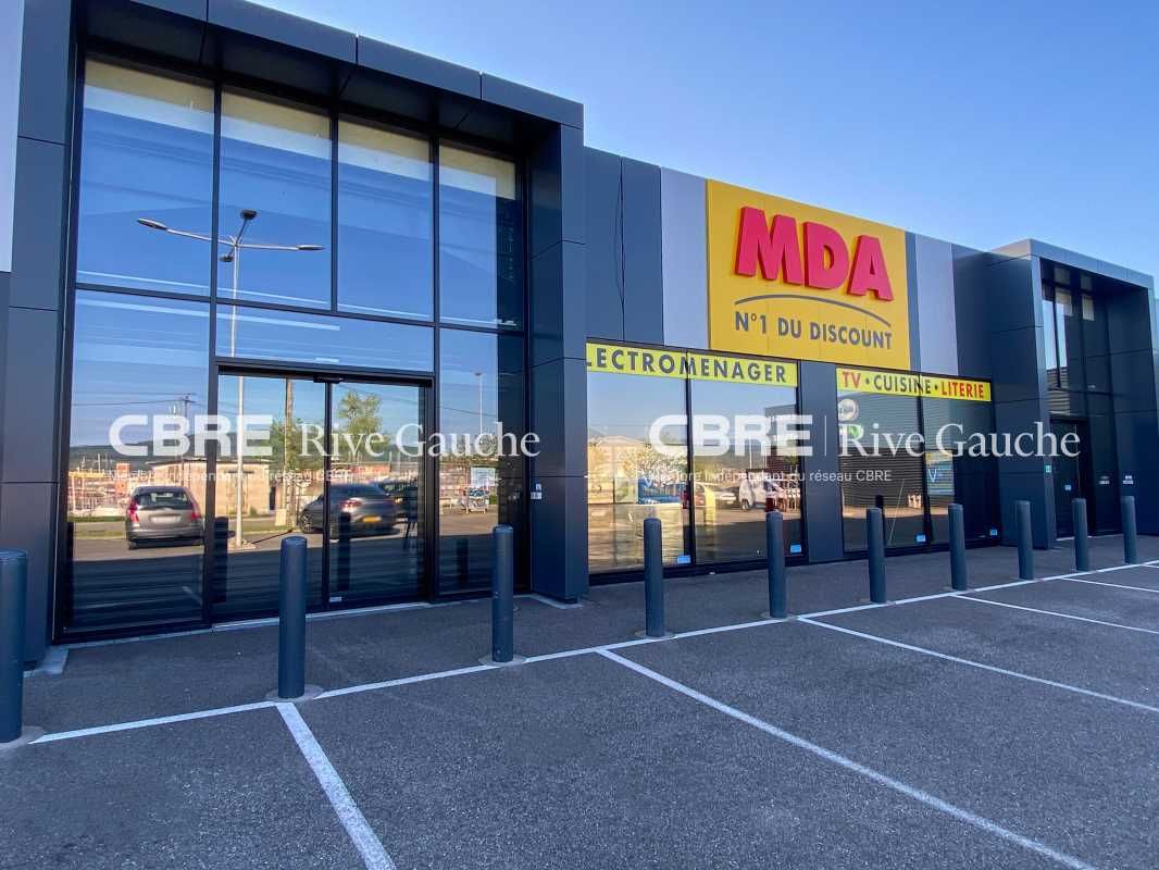 CELLULE COMMERCIALE bénéficiant d'une visibilité 