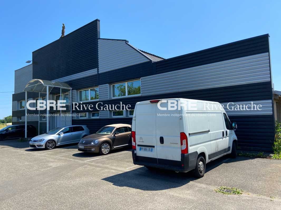 Ensemble immobilier ancien (1950) , bénéficiant d