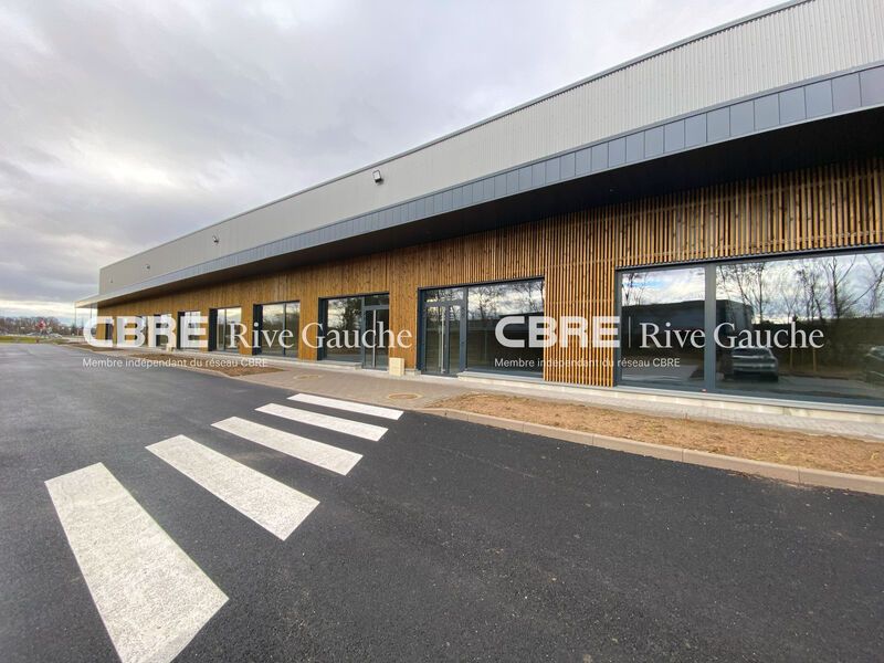 Ensemble immobilier neuf offrant des cellules ACT