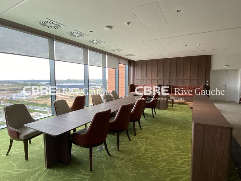 Ensemble immobilier EXCEPTIONNEL de par sa taille