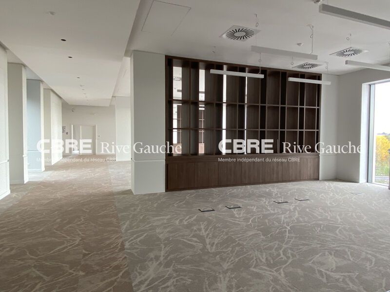 Ensemble immobilier EXCEPTIONNEL de par sa taille