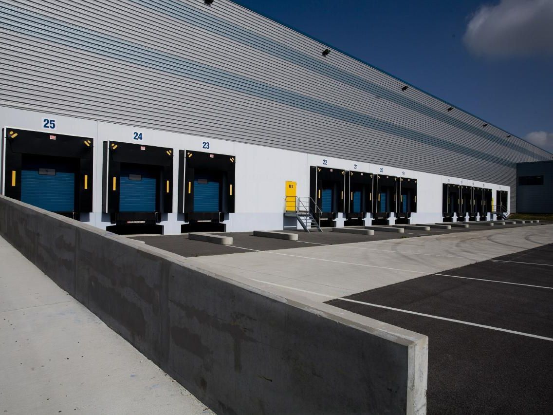 Location Activité 4058.77 m² divisibles 83480 Puget-sur-argens