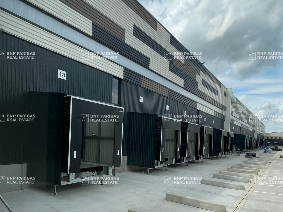 Location Entrepôts classe A 12183.35 m² non divisibles 57365 Ennery