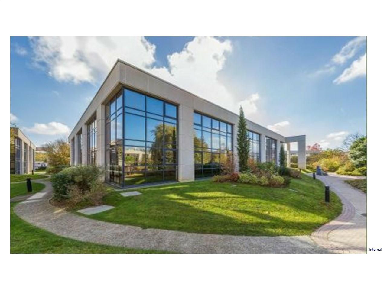 Location Bureaux 339 m² non divisibles 78280 Guyancourt