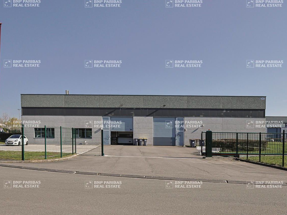 545 m² pour ce activité en location à Templemars