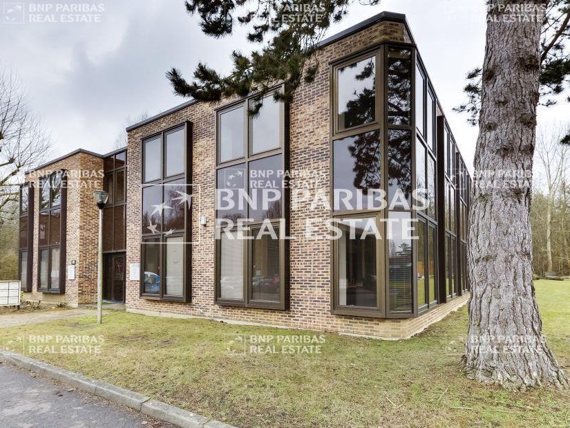 Location Bureaux 335 m² divisibles 77183 Croissy-beaubourg