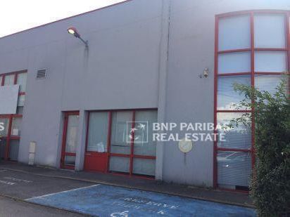 Location PME-PMI 193.4 m² non divisibles 77340 Pontault combault