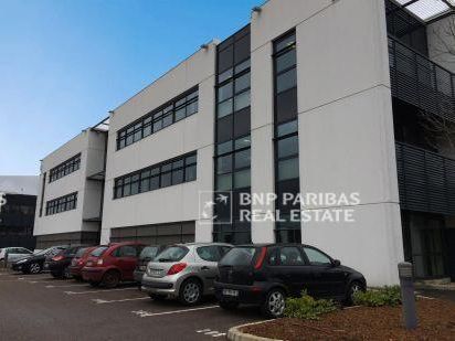 522 m² pour ce bureaux en location à Dijon