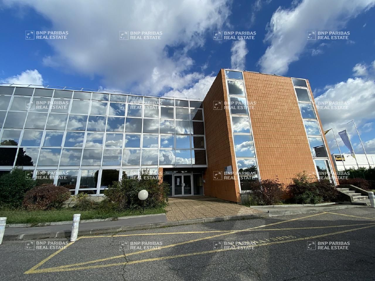 Location Bureaux 162 m² non divisibles 31130 Balma