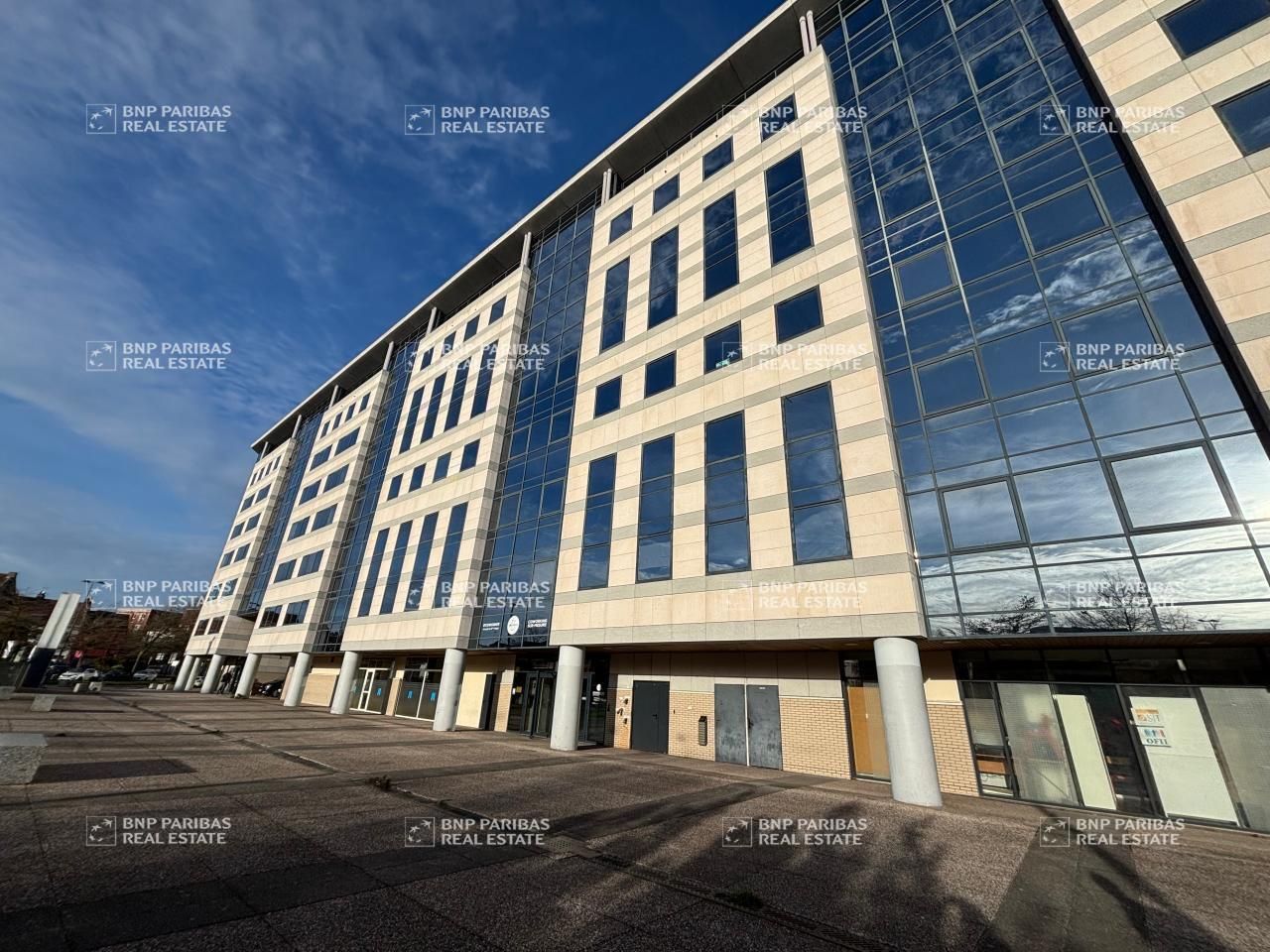 Location Bureaux 2182.45 m² divisibles 59100 Roubaix