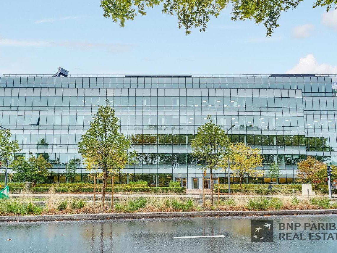 Location Bureaux 1875 m² non divisibles 92130 Issy-les-moulineaux