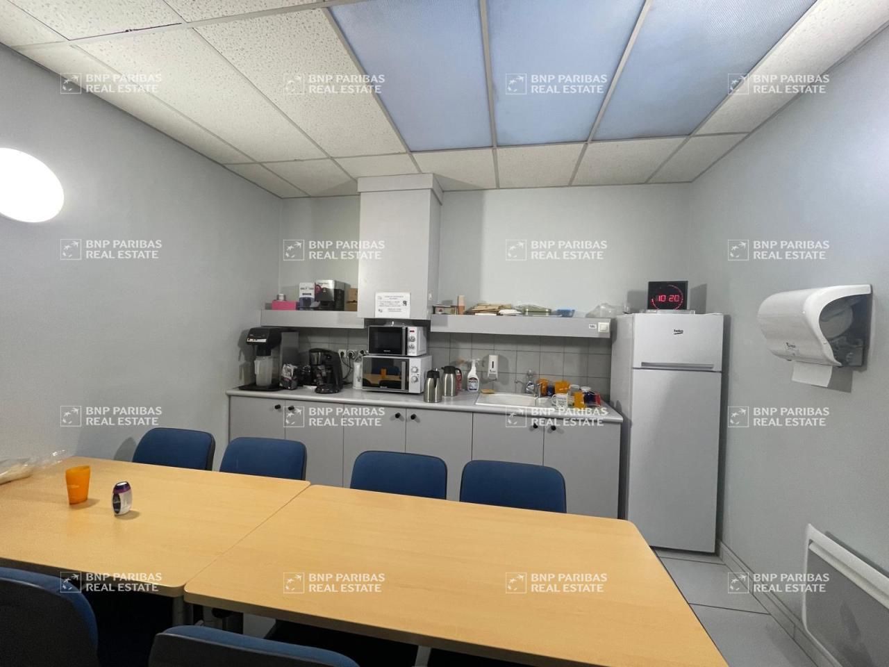 200 m² pour ce activité en location à Fretin