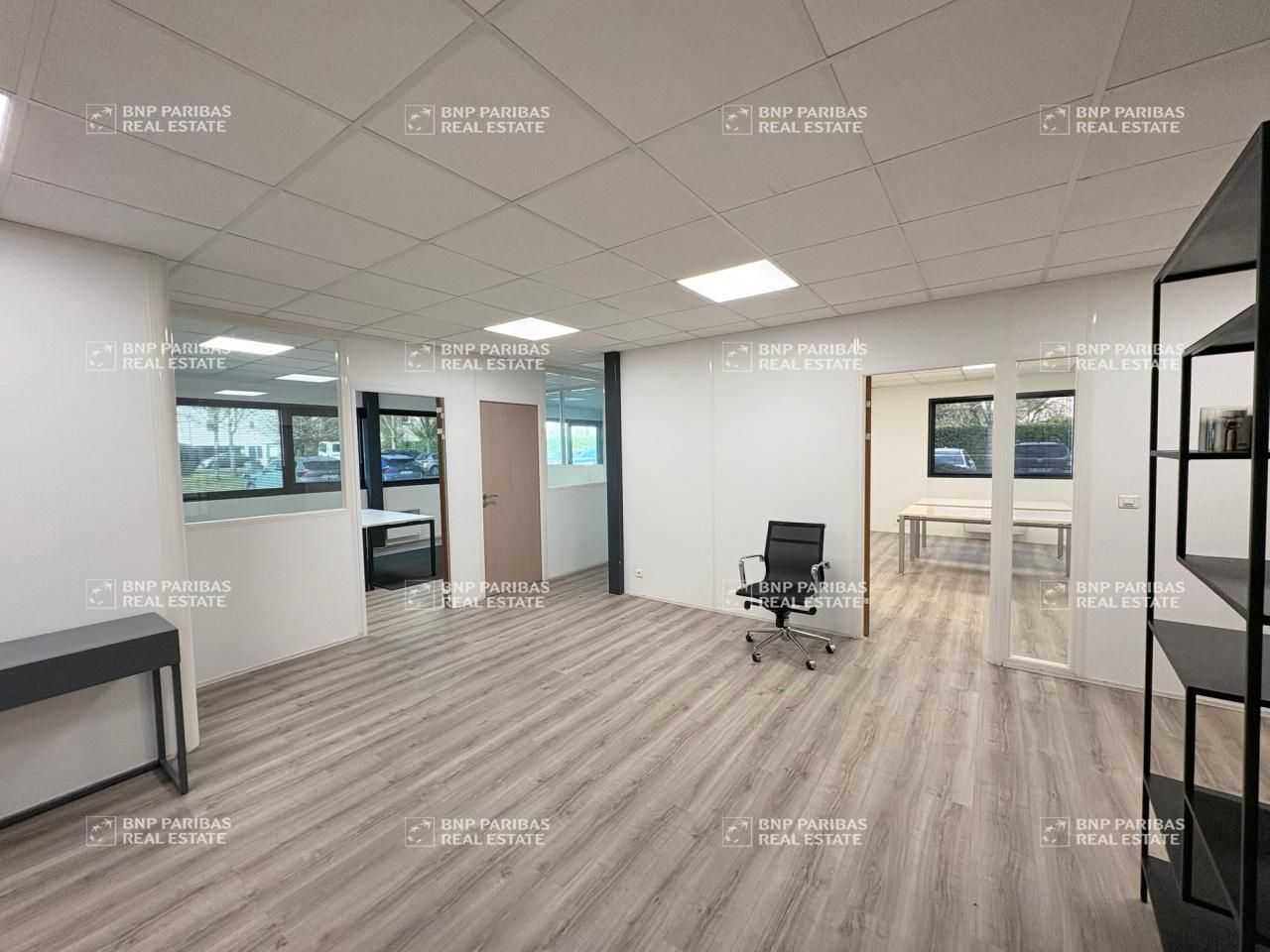 Location Bureaux 150 m² non divisibles 78280 Guyancourt