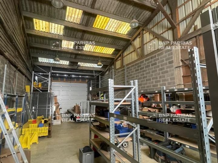 350 m² pour ce activité en vente à Barlin