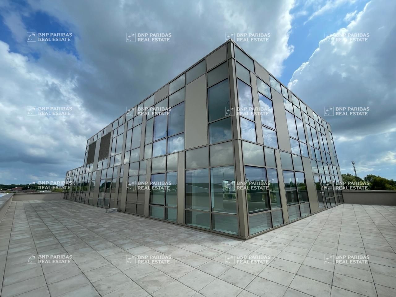 2817 m² pour ce bureaux en vente à Villeneuve-d'ascq