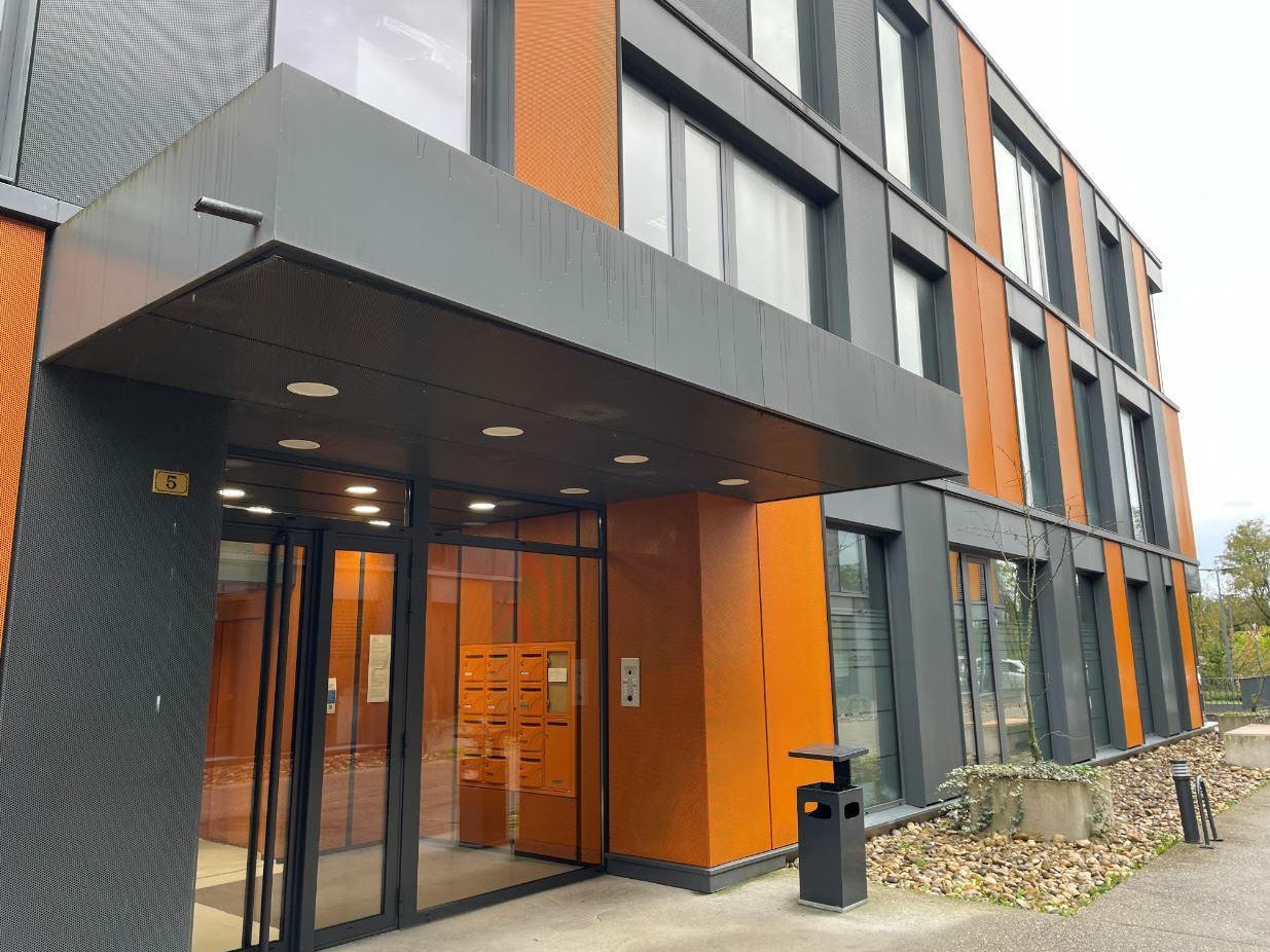 1025.25 m² pour ce bureaux en location à Epagny metz-tessy