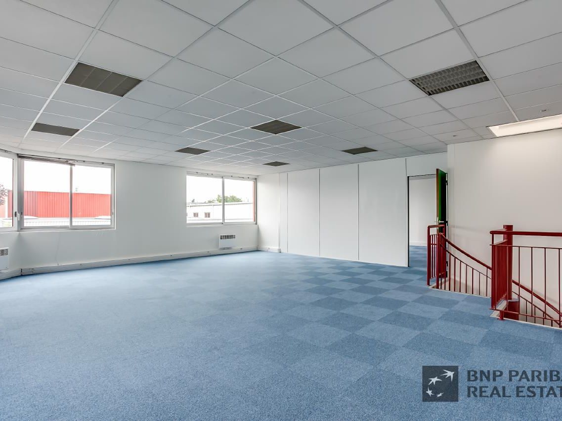 369.94 m² pour ce pme-pmi en location à Villejuif