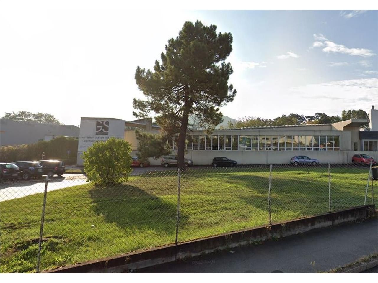 CUSHMAN & WAKEFIELD BESANCON vous propose à la lo