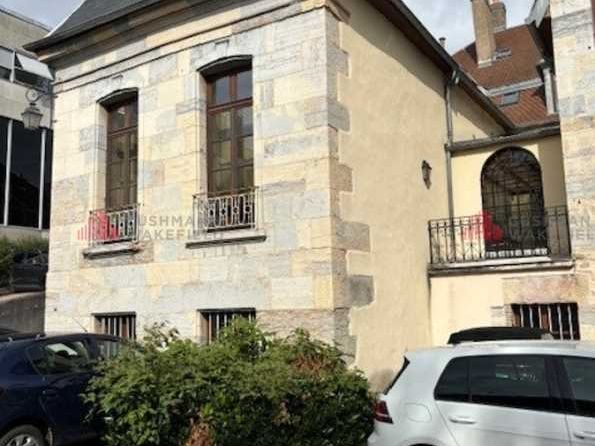 CUSHMAN & WAKEFIELD vous propose, au coeur de la