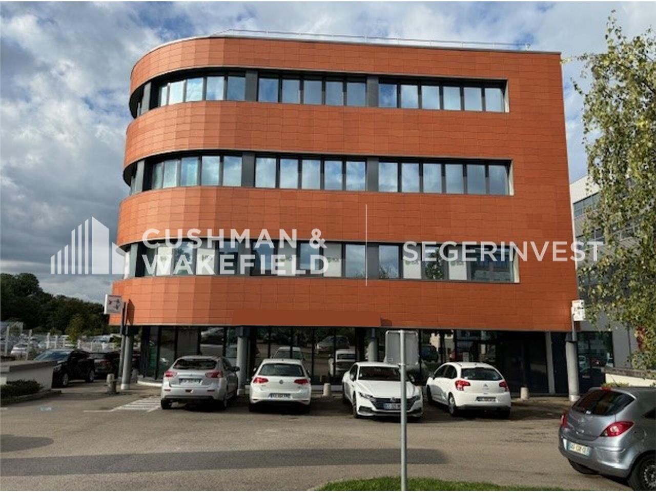 CUSHMAN & WAKEFIELD vous propose, au Nord Ouest d