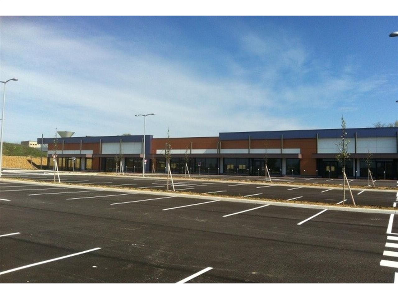 CUSHMAN & WAKEFIELD vous propose, au sud de la vi