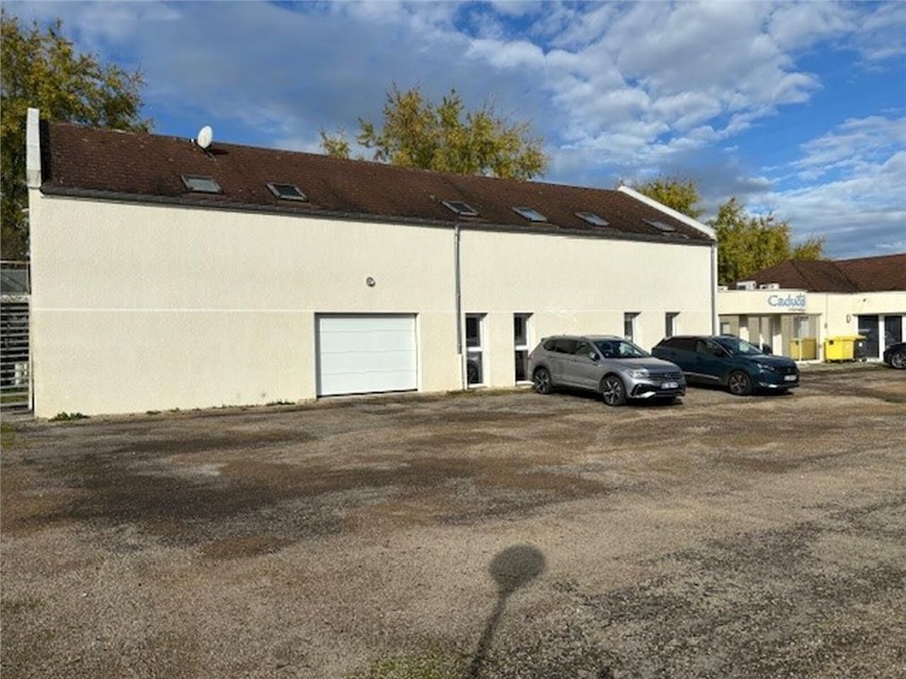 CUSHMAN & WAKEFIELD vous propose, en accès A36 et