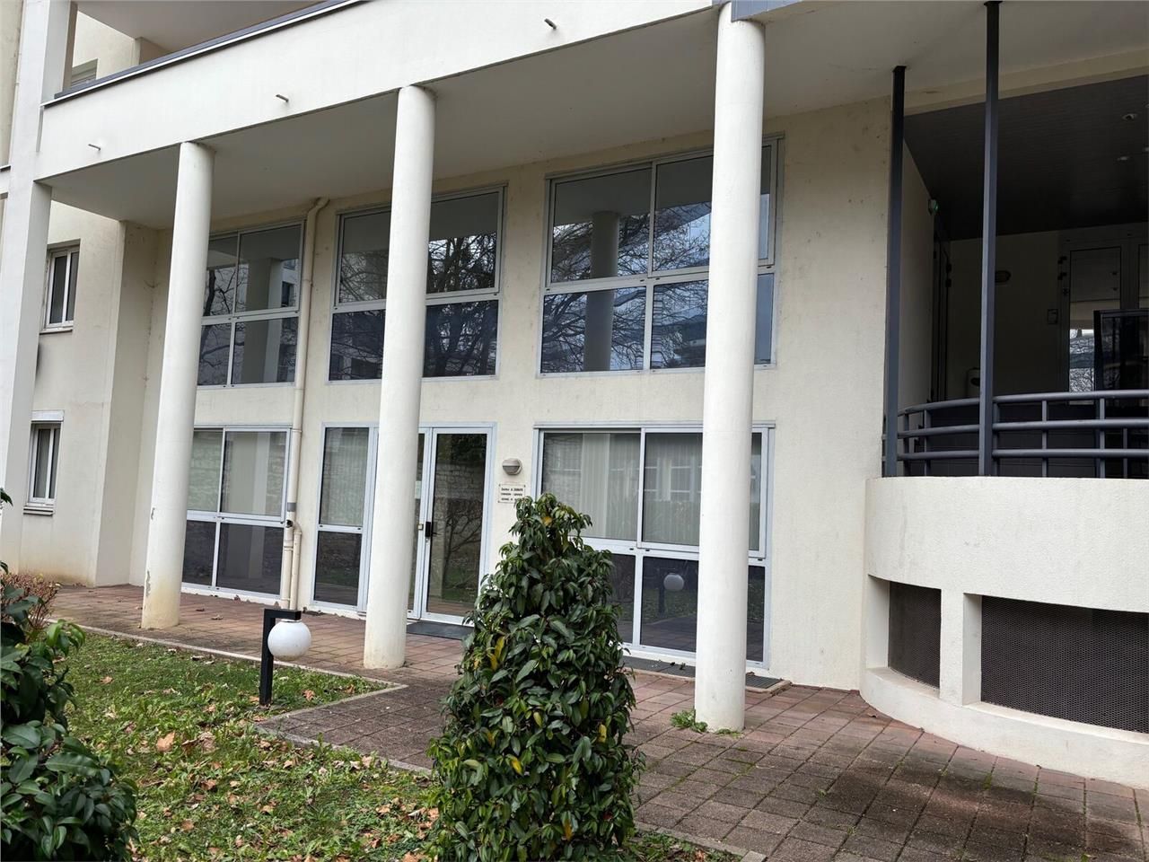 CUSHMAN & WAKEFIELD Besançon vous propose, au cen