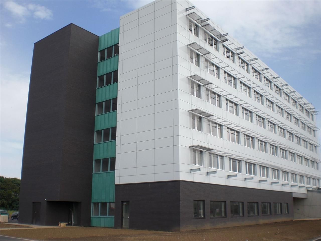 A louer, plateaux de bureaux aménagé dans un imme