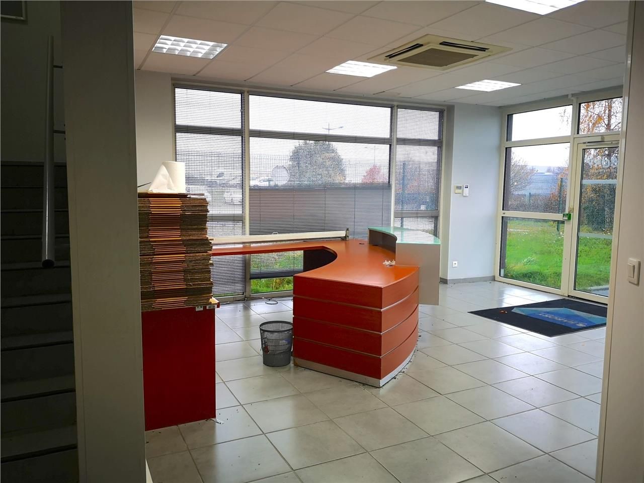 Magnifique entrepôt logistique sur une des zones 