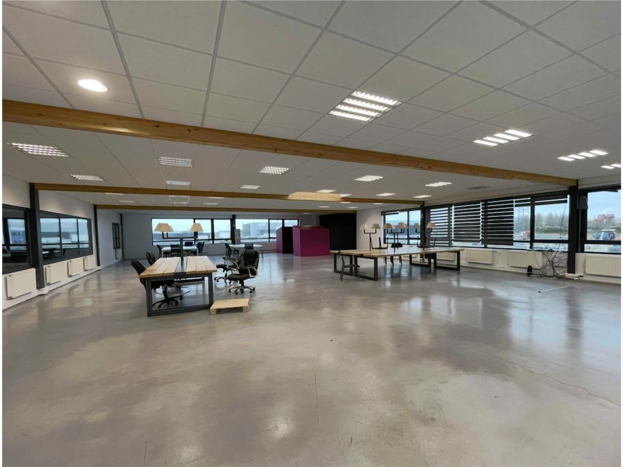 Bureaux Open-Space à Louer - Disponibilité Immédi