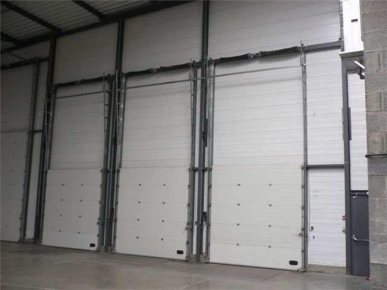 A louer, parc Horizon 2000, un entrepôt de stocka