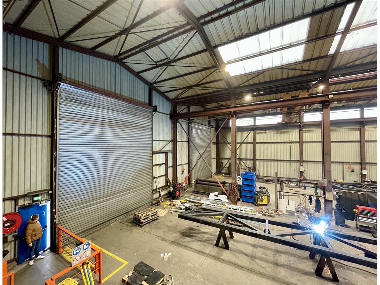 SITE EXCEPTIONNEL AU COUR D'UNE ZONE INDUSTRIELLE