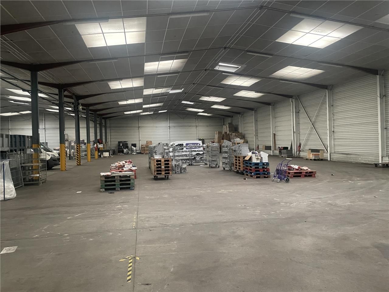 A louer, à proximité de l'A1 et au sud de la métr