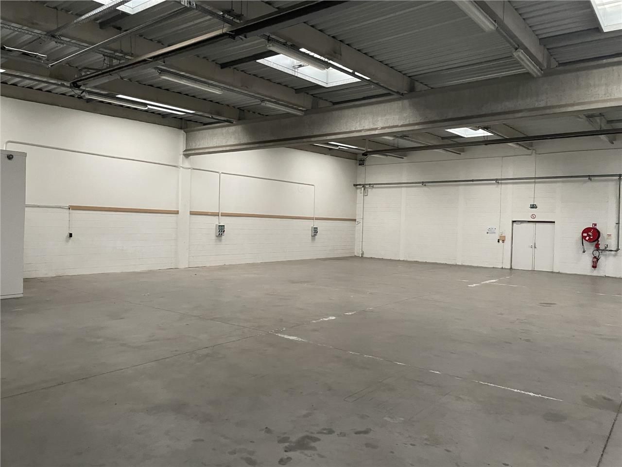 A vendre, dans un immeuble plus vaste récent, plu