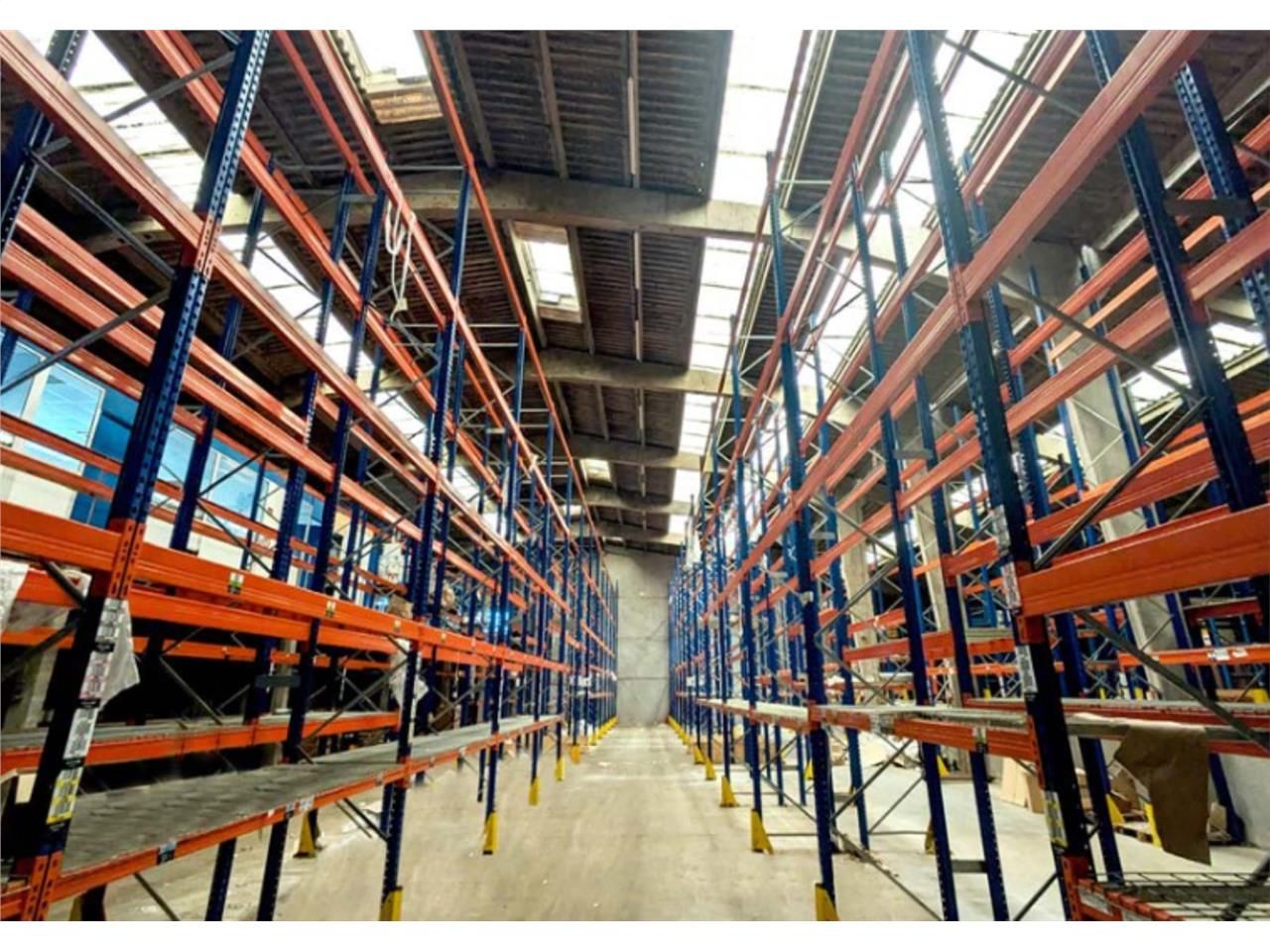 Emplacement stratégique - Accès direct aux axes r