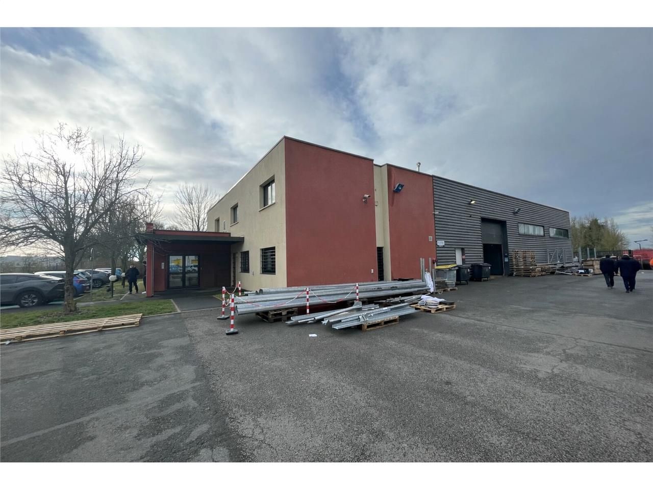 Arthur Loyd vous propose à la location un local d